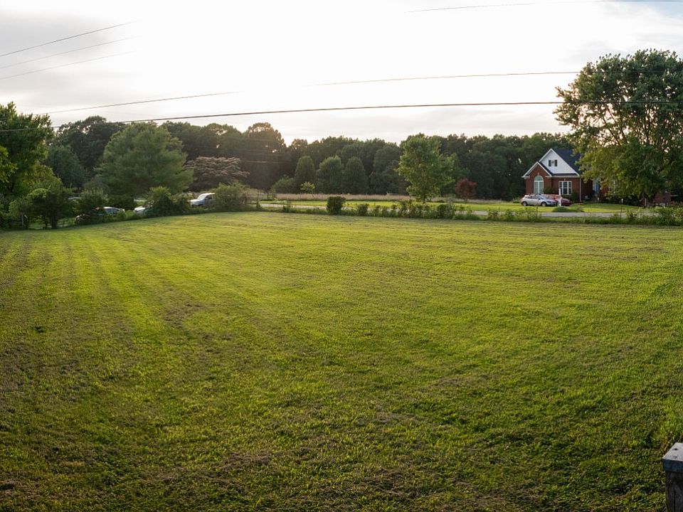 10th image of 7365 Coldwater Rd