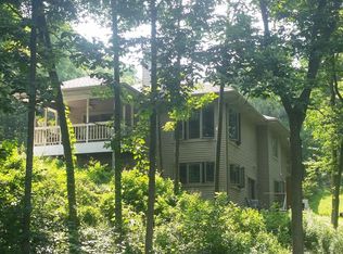 507 Pebble Creek Pass, Wales, WI 53183