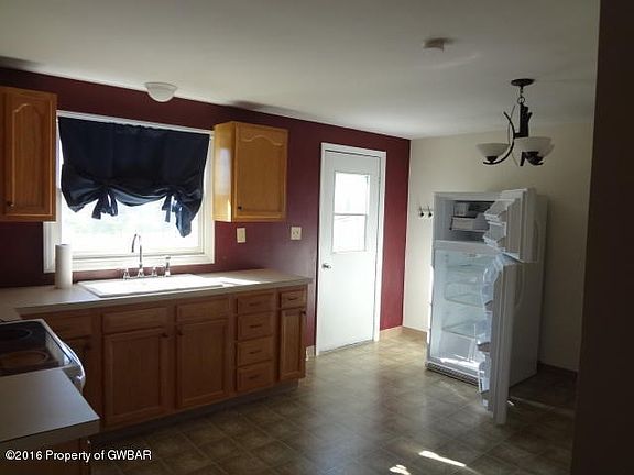 spacious kitchen