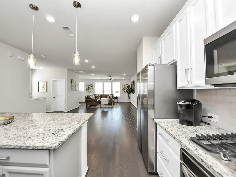 3402 Avondale View Dr — Photo 10