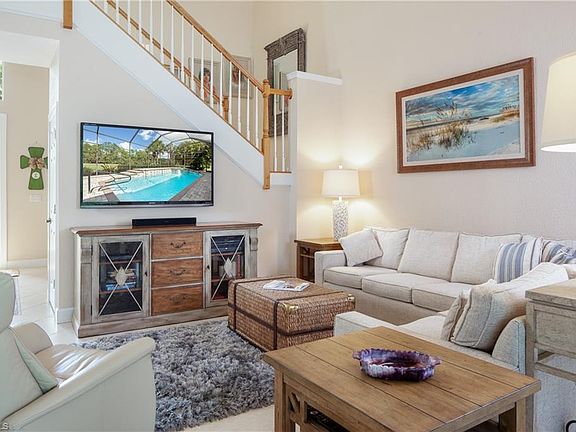4th image of 9264 Hollow Pine Dr