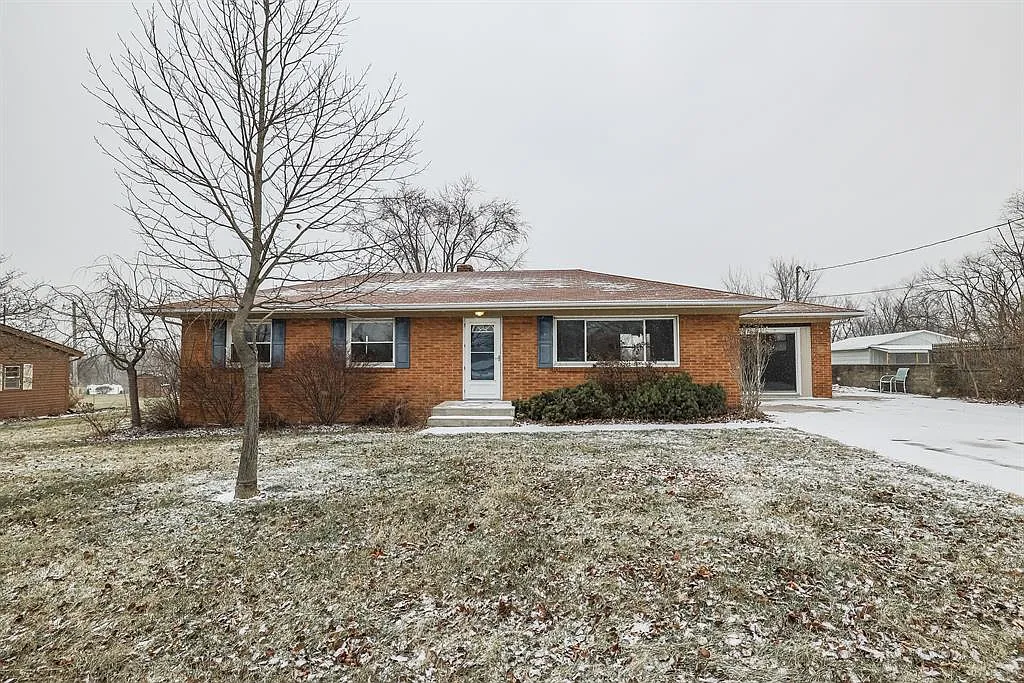 3704 Pennyroyal Rd photo 1