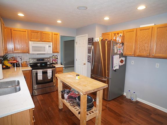 4th image of 60 Belmont Pl W Lot 7