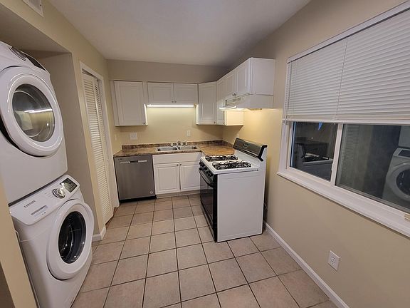3rd image of 2298 N 4th St #4
