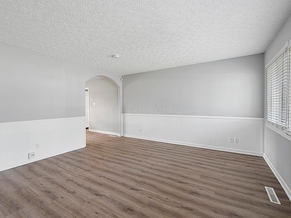 4th image of 4359 Brookgrove Dr