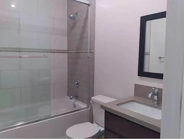 14143 Burbank Blvd #202 — Photo 21