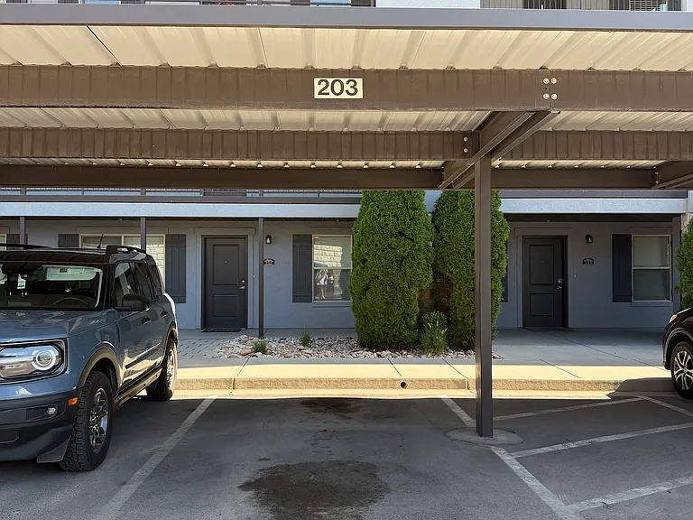 1055 W 1033 N #203 — Photo 5