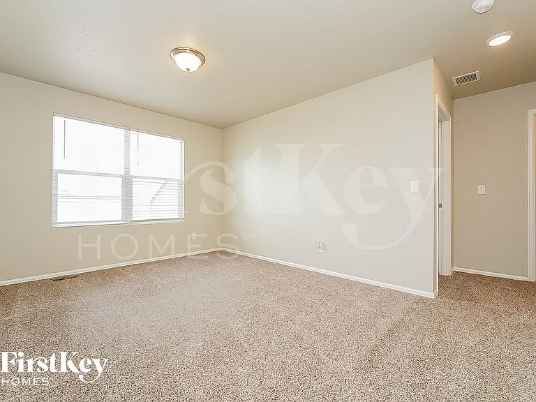 2349 Shipman St — Photo 12