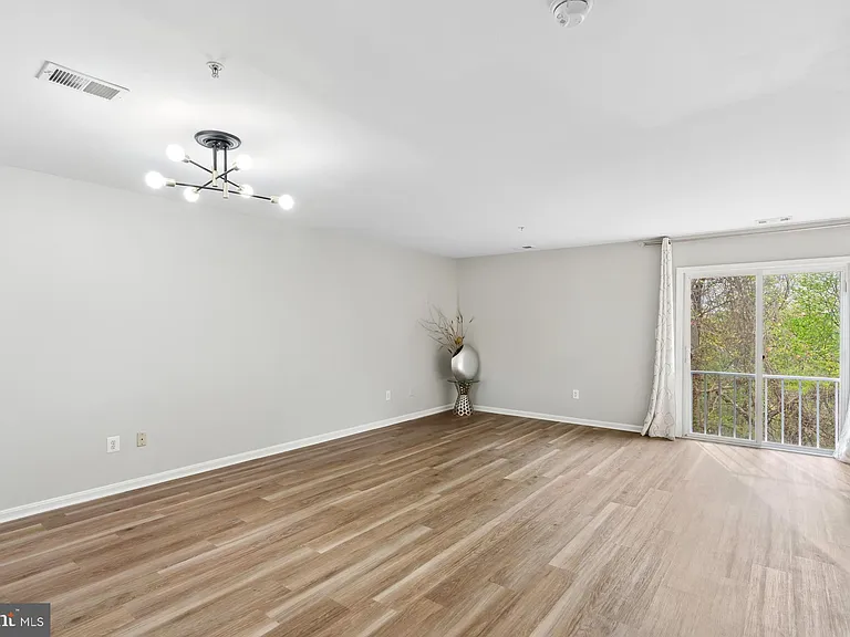 4935 Wall Flower Way — Photo 7