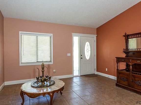 4th image of 19 Welling Ln