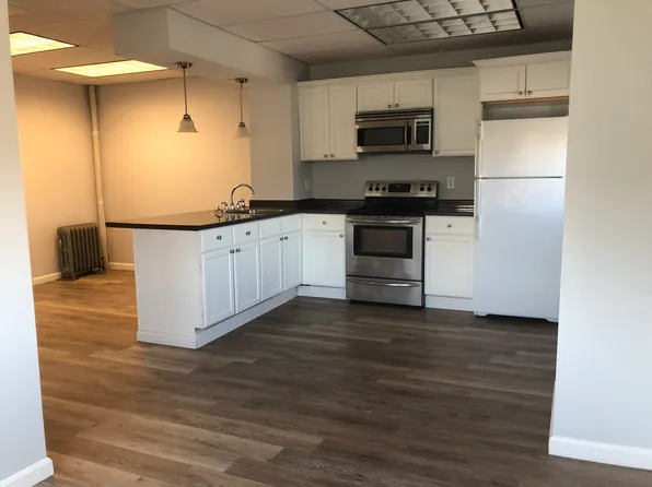 299 Main St #2, Webster, MA 01570