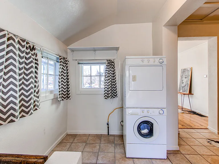 3206 N Madison St — Photo 12