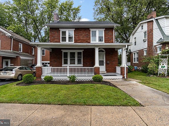 2nd image of 2224 Boas St