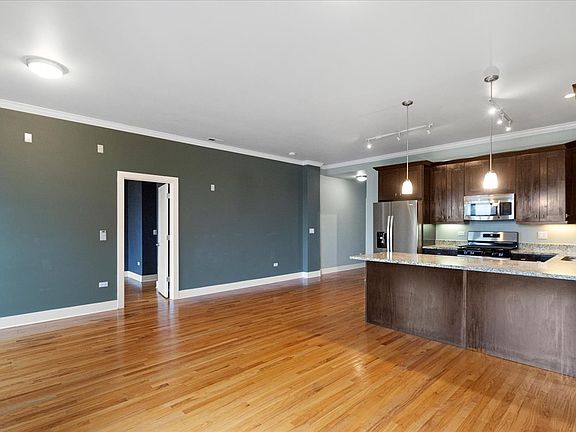 3rd image of 207 E 31st St APT 5B