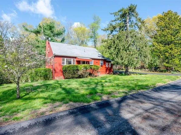 19 Carolyn Way, Somers, NY 10589