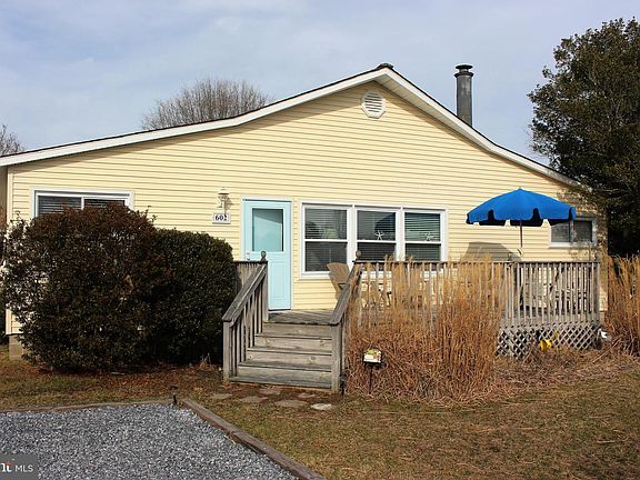 3rd image of 602 Kent Ct