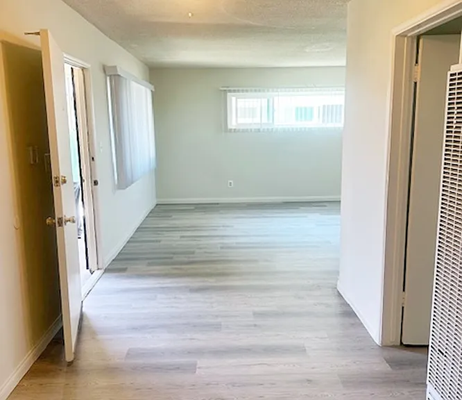 13621 Van Ness Ave #9 — Photo 8