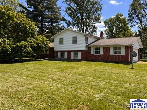 408 E Heap St, Farmersburg, IN 47850