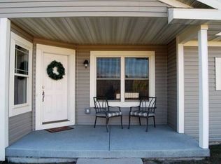 2061 Fawn Valley Dr, Reedsburg, WI 53959