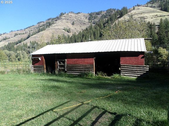 5th image of 59075 Imnaha River Rd
