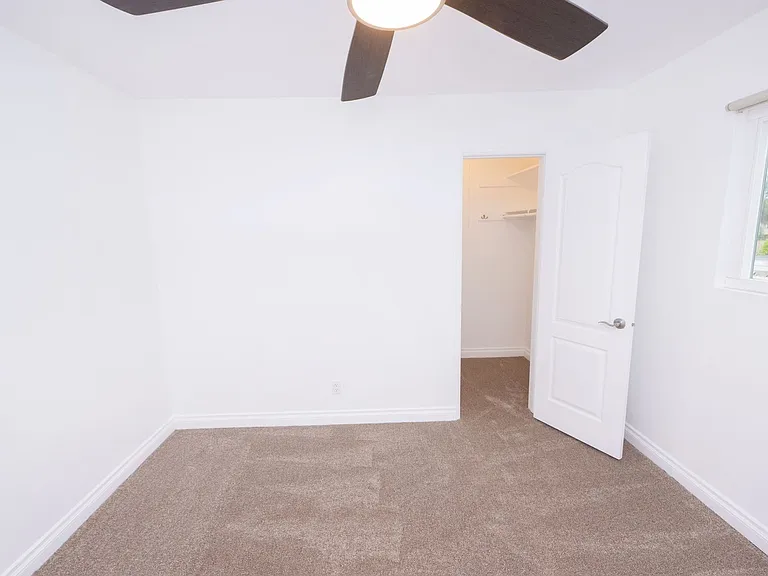 455 Ballantyne St #8 — Photo 58