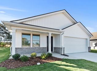 17726 Emma Jo Ln, Athens, AL 35611