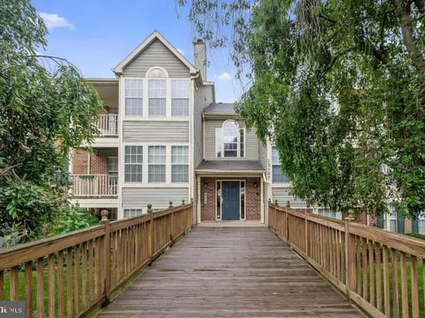 13107 Briarcliff Ter APT 211, Germantown, MD 20874