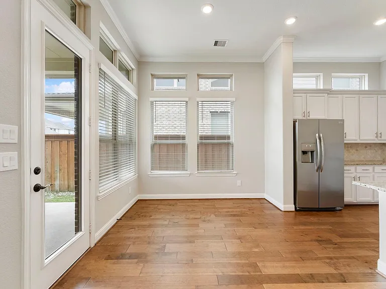 4309 Victoria Pine Dr — Photo 17