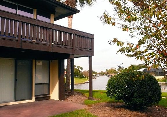 2nd image of 56 Club House Dr APT 105