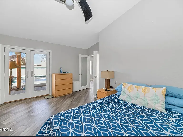 16224 S 40th Pl — Photo 15