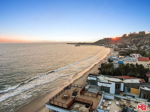 4th image of 22630 Pacific Coast Hwy APT 3