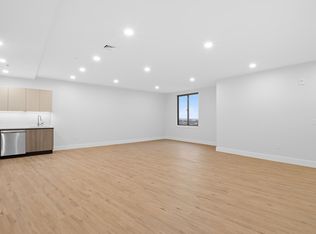 143 Summit Ave #905, Jersey City, NJ 07304