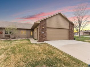 3527 W 91st Pl, Sioux Falls, SD 57108
