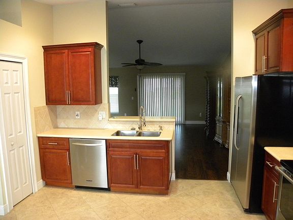 5th image of 5741 NW Zenith Drive
