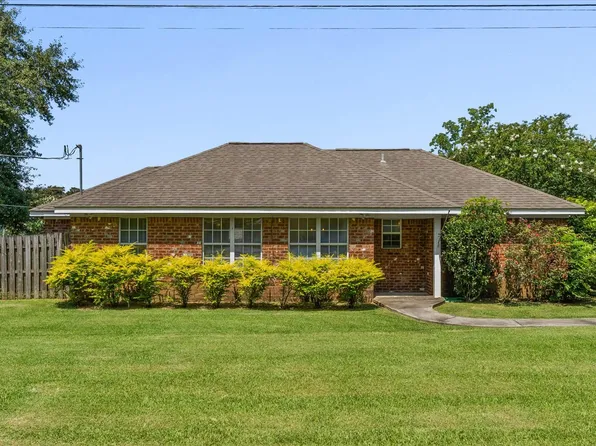 18740 E Hammond St, Robertsdale, AL 36567