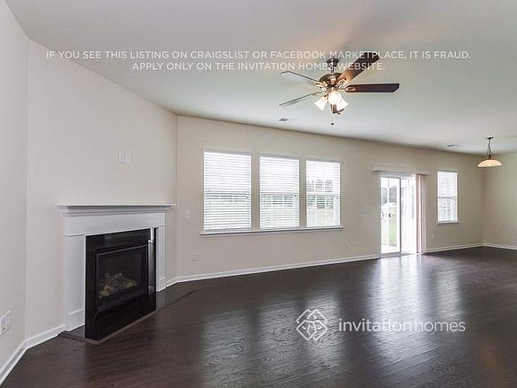 3rd image of 16117 Foreleigh Rd