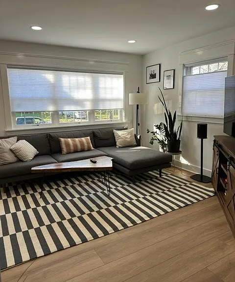 639 Wayne Ave — Photo 5