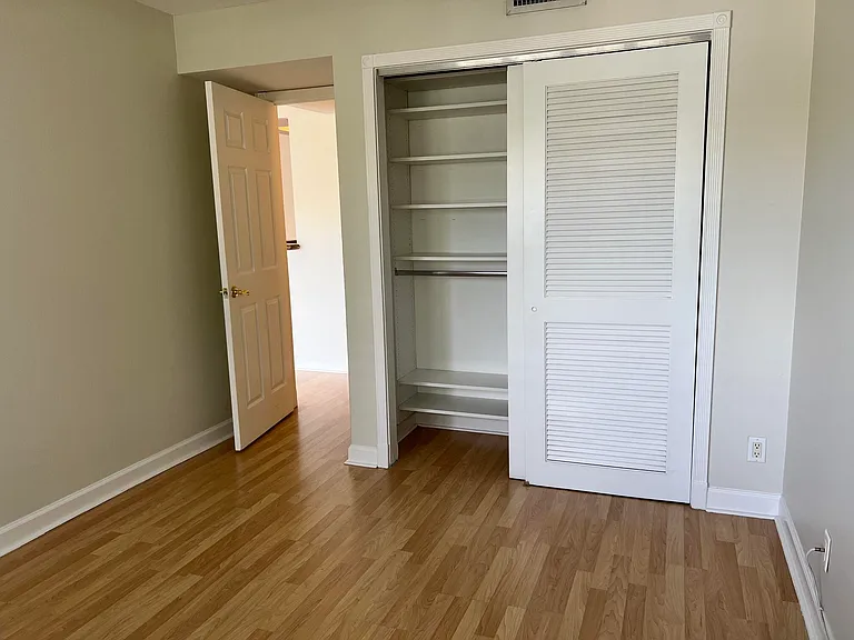 1515 E Broward Blvd #305 — Photo 11