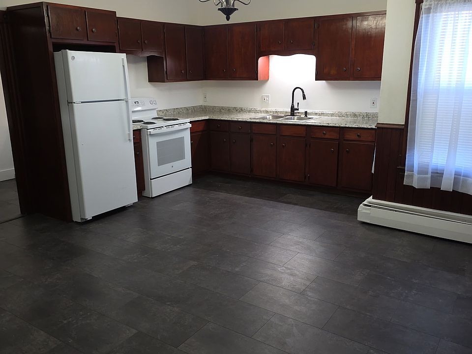 1st image of 43 Middle St #101