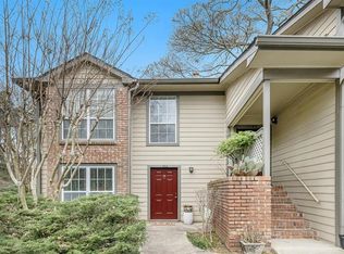 1102 Weatherstone Dr, Atlanta, GA 30324
