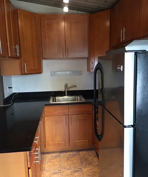 2350 Beacon Ave S — Photo 65