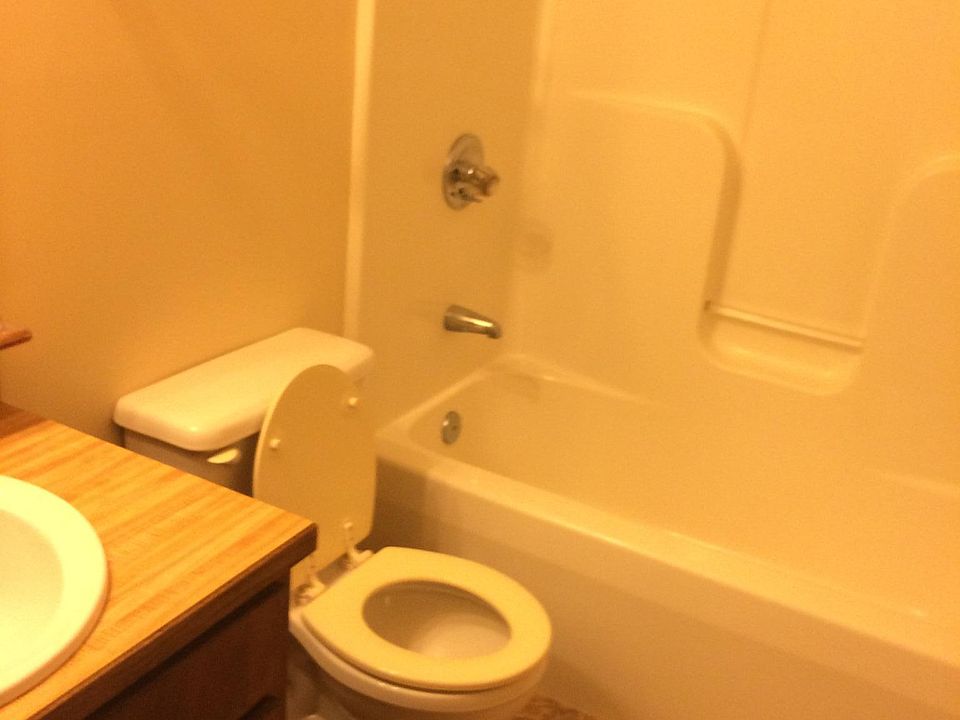 2nd image of 2303 Hillford Dr #C