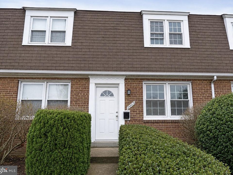 1st image of 2803 Iverson St