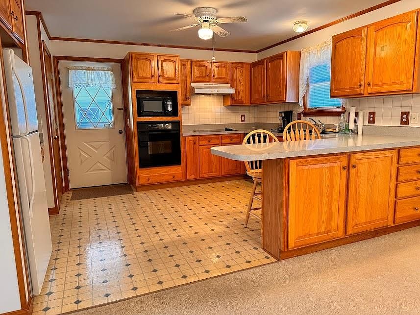 236 Oak Hill Avenue, Littleton, NH 03561 Zillow