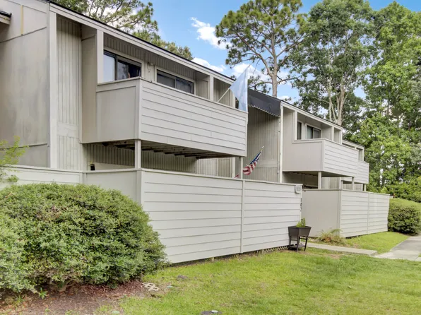 103 Greencastle Dr, Goose Creek, SC 29445