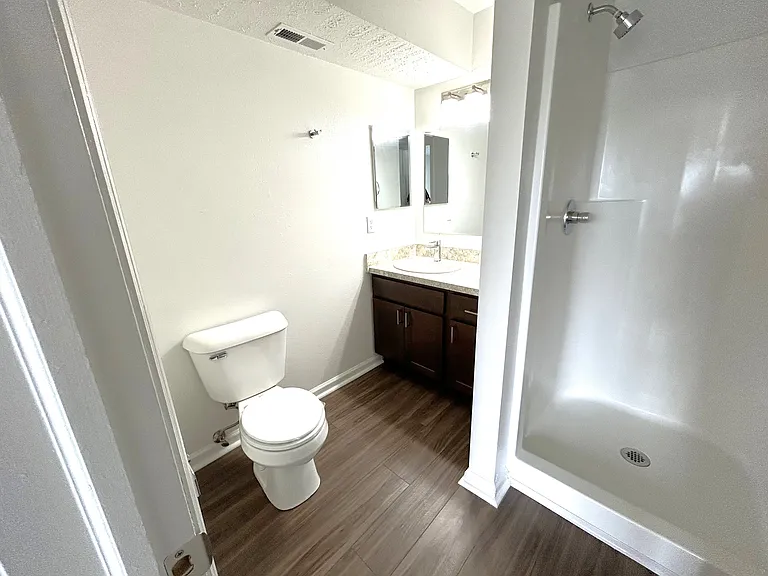 Heatherwood Apartments — Photo 66