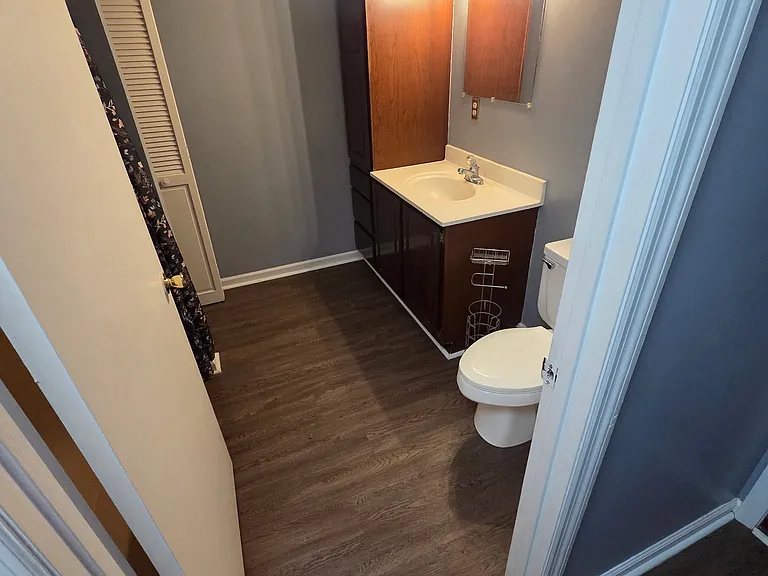 507 Steele St — Photo 10