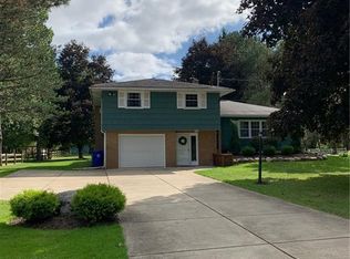 697 Fisher Rd, Buffalo, NY 14224