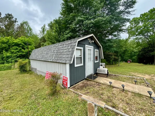 250 Cedar Trails Ln, Jacks Creek, TN 38347