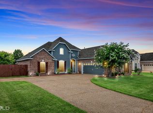 410 Half Moon Ln, Bossier City, LA 71111